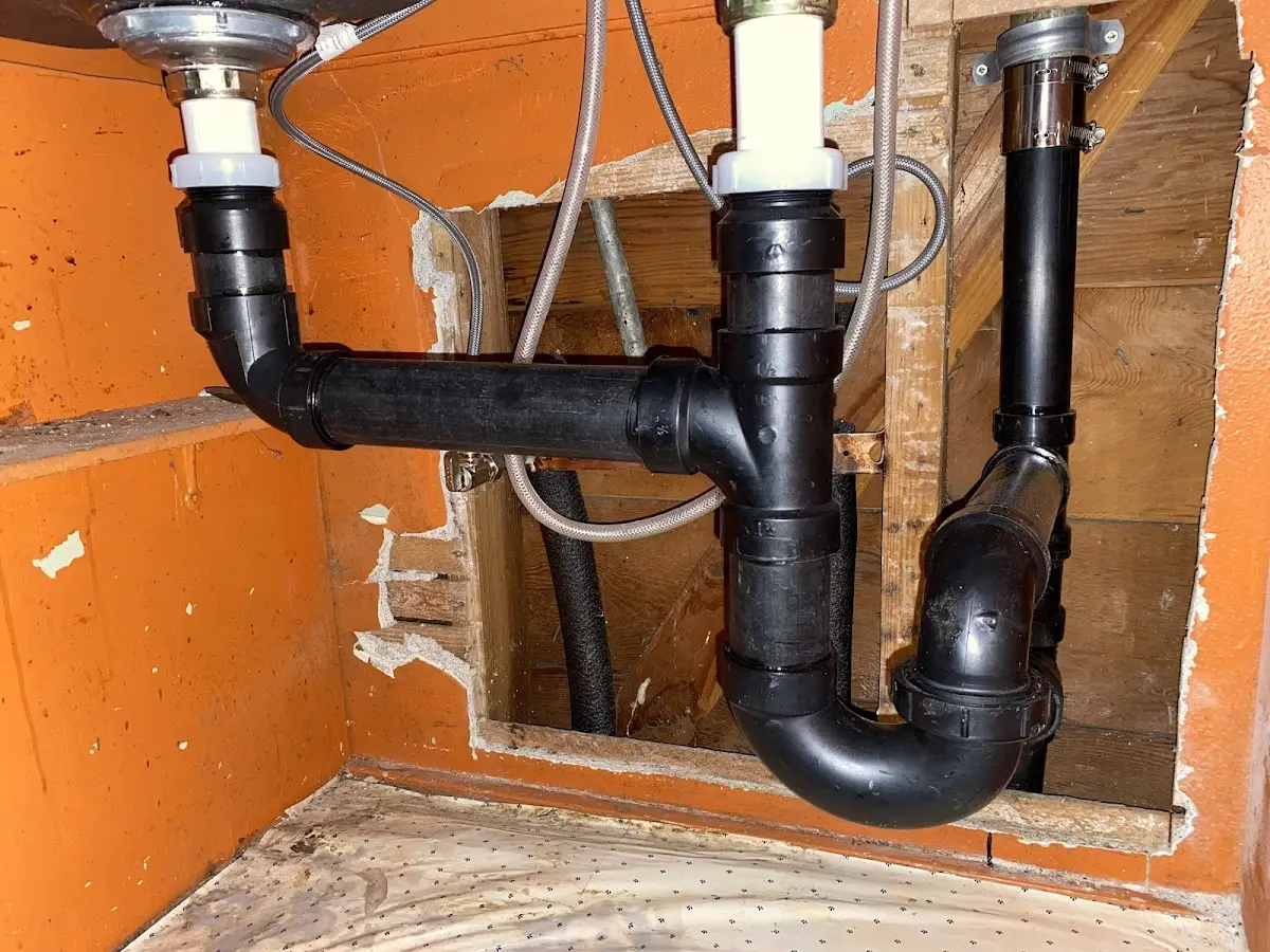 Professional Pipe Bursting equipment and tools on the job in South Laurel